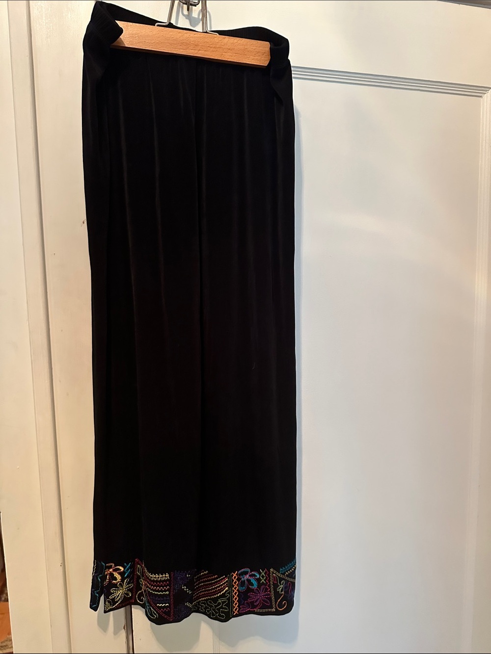 Chico's Travelers Black Crop Pants with Colorful Embroidered Hem